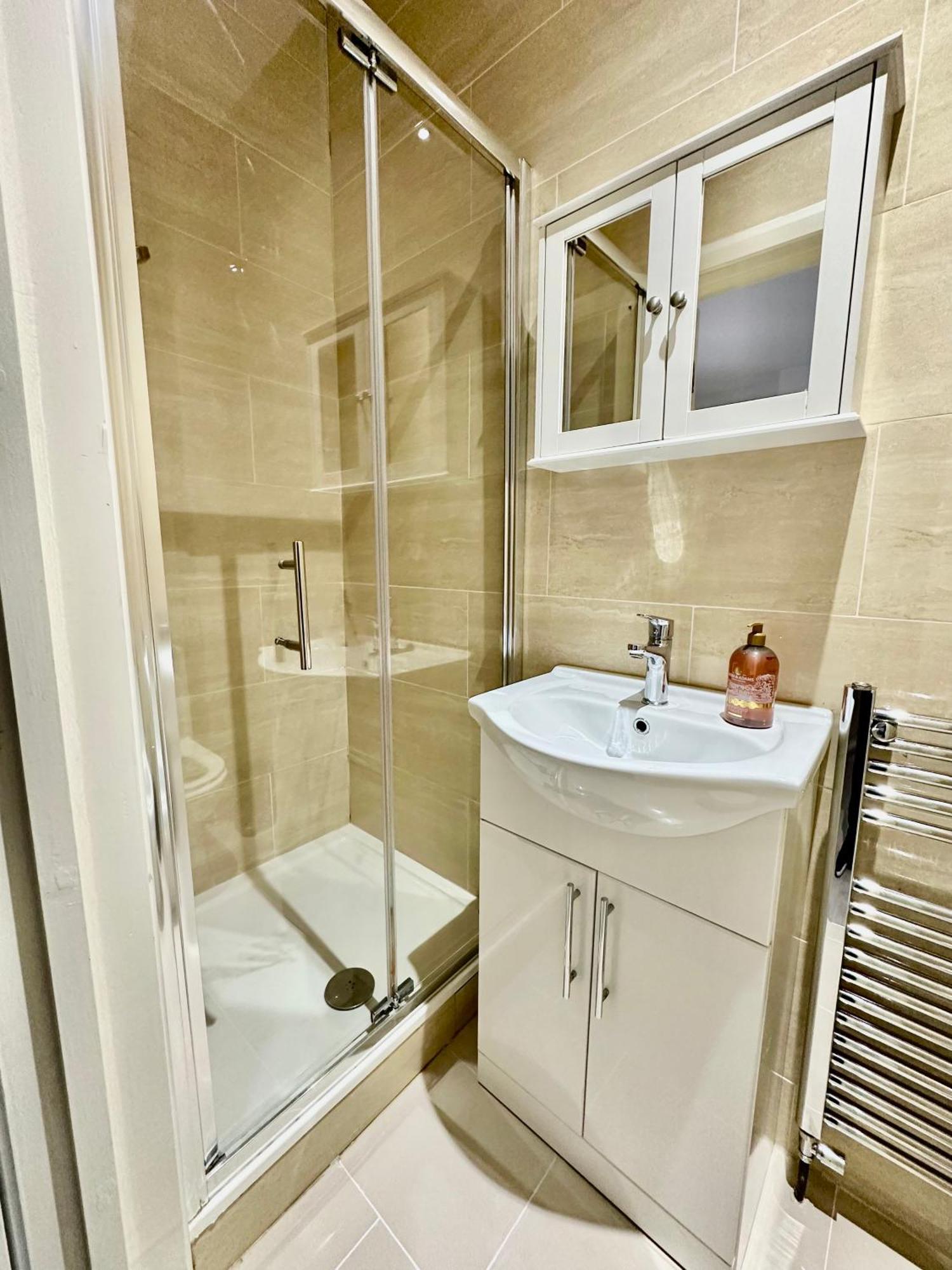 Westferry Hotel London Ngoại thất bức ảnh
